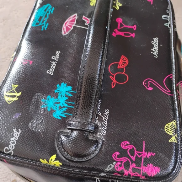 Victoria's Secret Makeup Bag - Picture 4 of 5